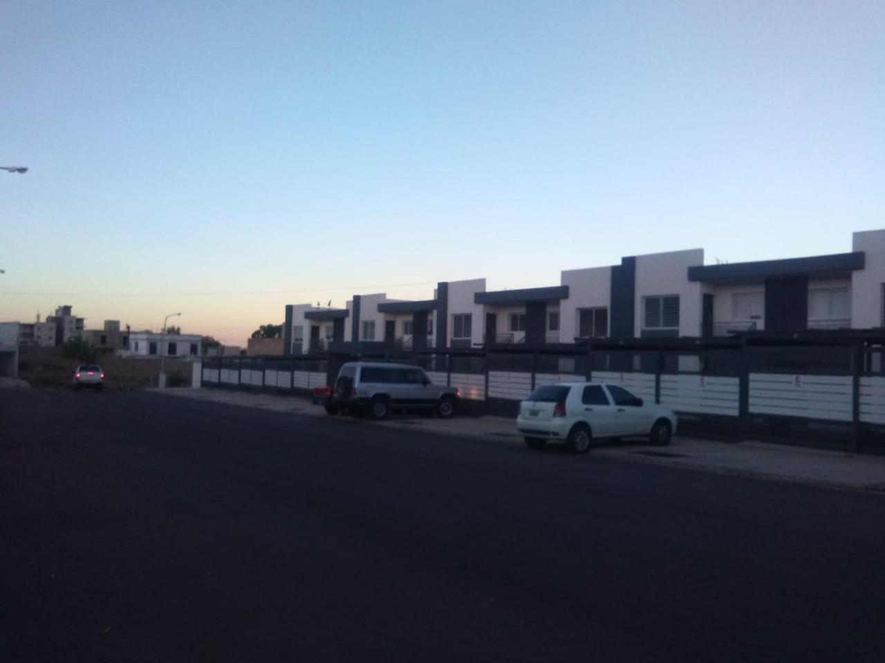 Departamentos Boutique De Disenador " Terraza 26 " - Cochera - Vista A La Montana - Cancelacion Gratuita - Sin Pagar Por Adelantado Mendoza Eksteriør bilde